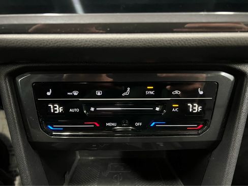 Used 2022 Volkswagen Tiguan SE R-Line image 29