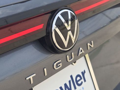 New 2026 Volkswagen Tiguan SE AWD/4WD image 7