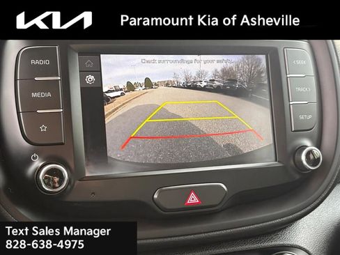 Used 2023 Kia Soul LX w/ LX Technology Package image 10