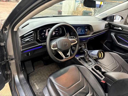 Used 2022 Volkswagen Jetta SEL FWD image 16