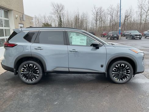 New 2026 Nissan Rogue SV image 4