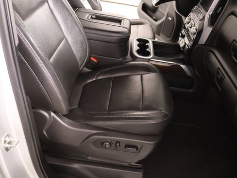 Used 2019 GMC Sierra 1500 SLT RWD image 13