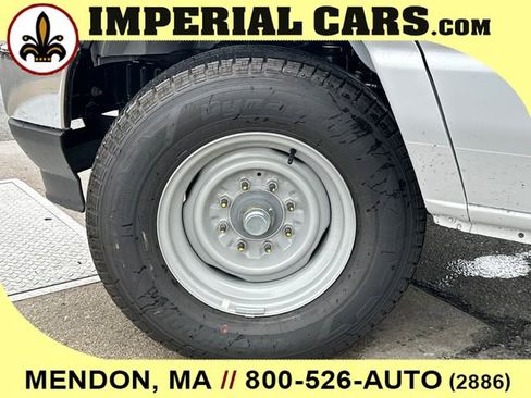 New 2026 Ford E-350 and Econoline 350 Super Duty w/ Power Equipment Group image 9