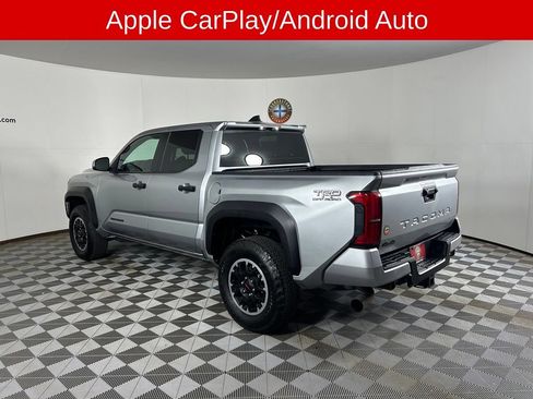 Used 2025 Toyota Tacoma TRD Off-Road AWD/4WD image 18