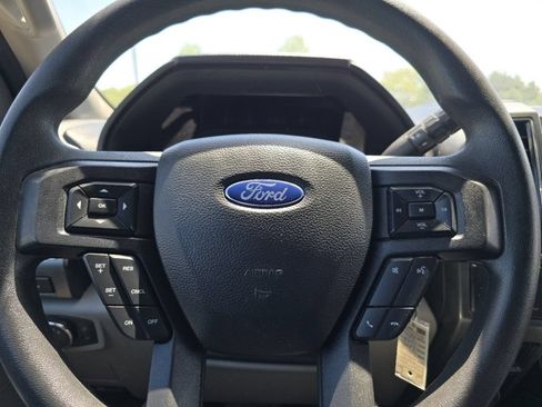 Used 2022 Ford F250 XLT w/ XLT Premium Package AWD/4WD image 27