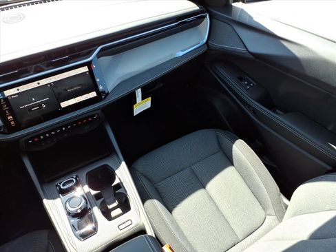 New 2026 Jeep Cherokee Laredo image 17