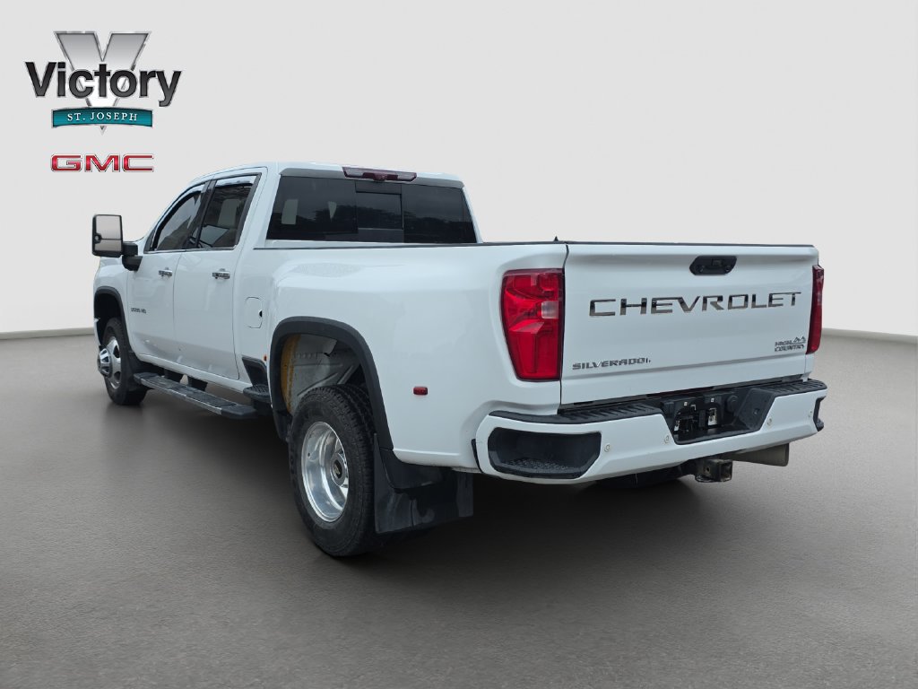 Used 2020 Chevrolet Silverado 3500 High Country w/ Snow Plow Prep/Camper Package AWD/4WD image 15