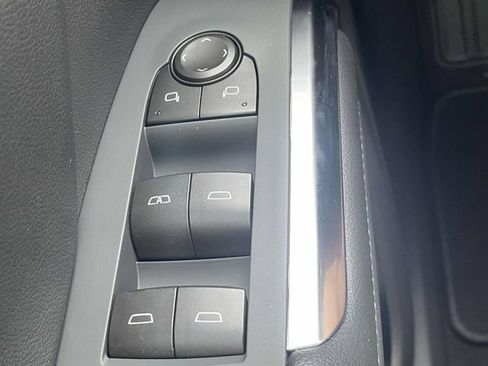 New 2027 Chevrolet Traverse LT w/ Driver Confidence Package FWD image 19