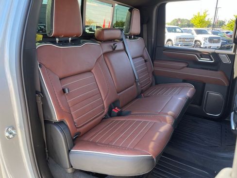 Used 2025 GMC Sierra 2500 Denali Ultimate AWD/4WD image 33