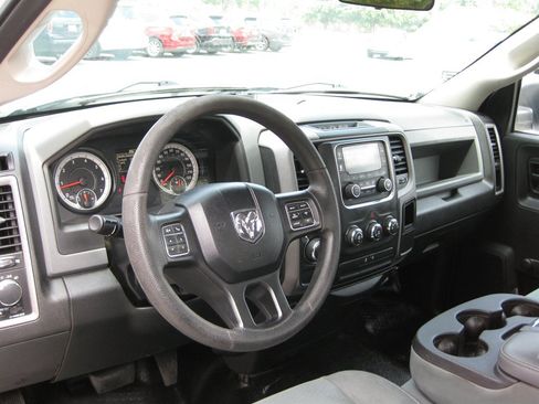 Used 2017 RAM 1500 Tradesman w/ Popular Equipment Group RWD image 13