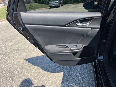Used 2018 Honda Civic EX image 30