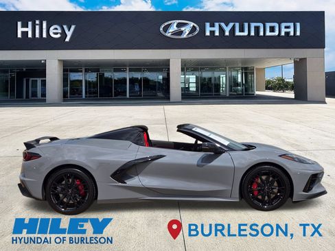 Used 2024 Chevrolet Corvette Stingray Preferred Conv w/ Z51 Performance Package RWD image 10
