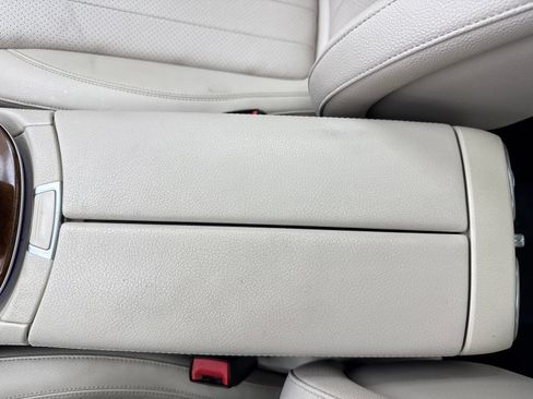 Used 2019 Mercedes-Benz E 450 4MATIC Sedan w/ Premium Package image 31