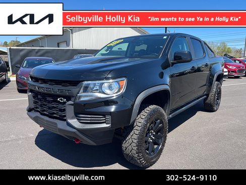 Used 2022 Chevrolet Colorado ZR2 w/ ZR2 Midnight Special Edition AWD/4WD image 1