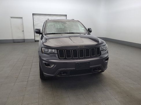 Used 2017 Jeep Grand Cherokee Limited 75th Anniversary image 14