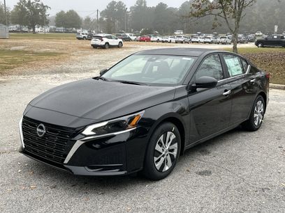 New 2025 Nissan Altima 2.5 S