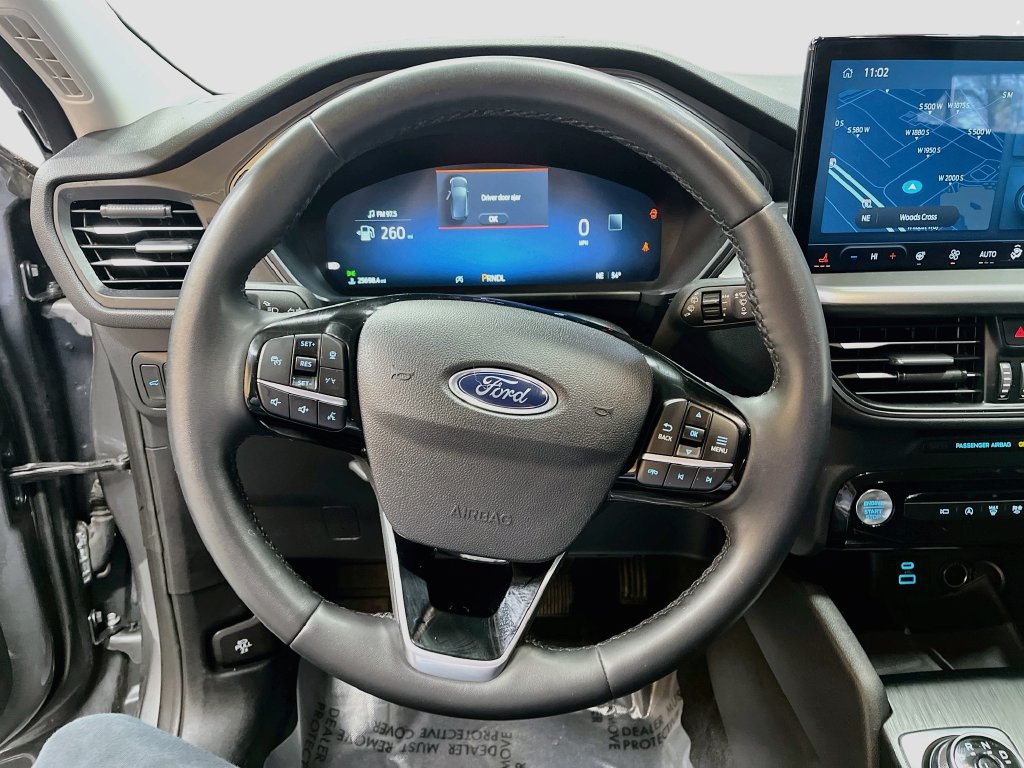 Used 2023 Ford Escape Active w/ Tech Pack #2 FWD image 11