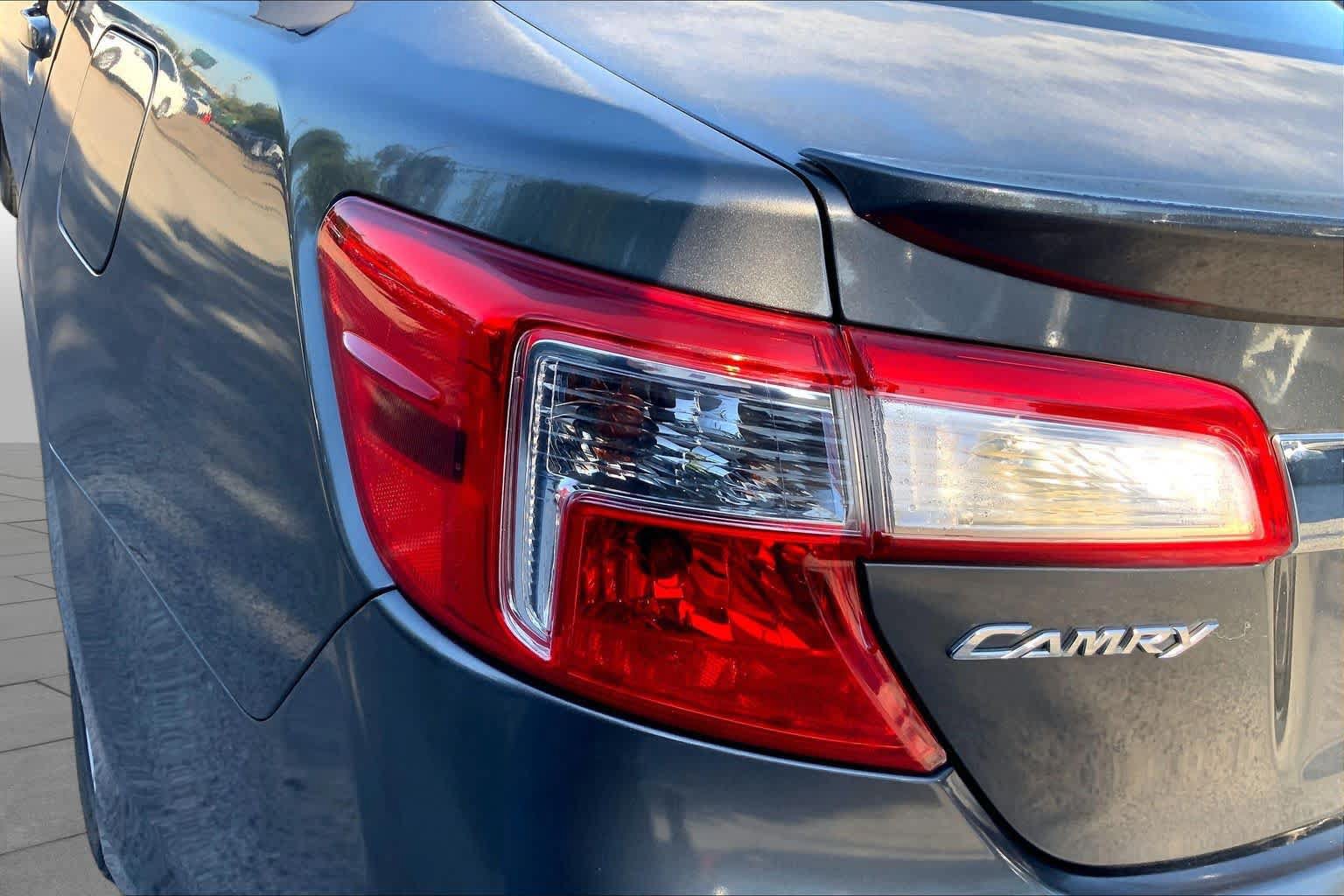 Used 2012 Toyota Camry XLE FWD image 27