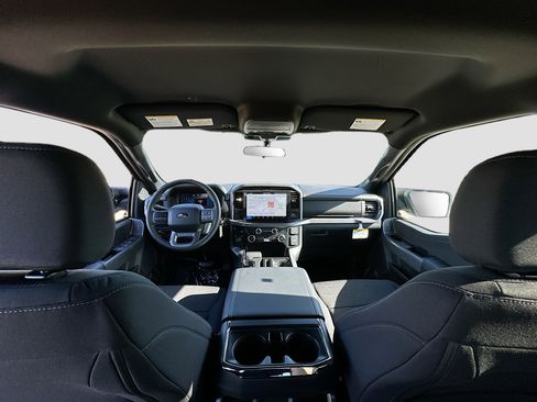 New 2026 Ford F150 XLT w/ XLT Black Appearance Package image 15