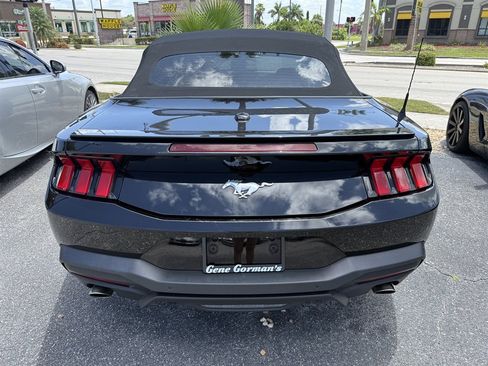 Used 2024 Ford Mustang Premium RWD image 4