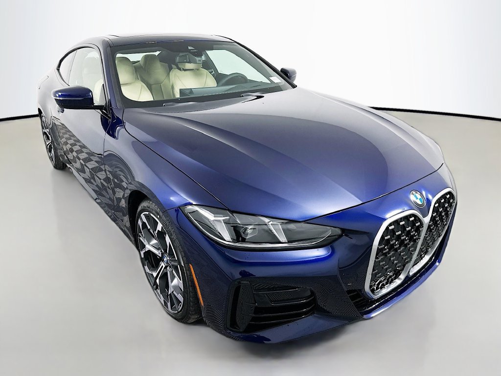 Used 2026 BMW 430i Coupe w/ M Sport Package RWD image 3