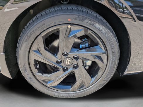 New 2026 Hyundai Elantra Sport FWD image 30