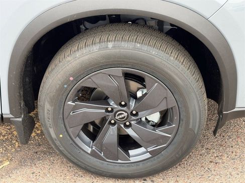 New 2026 Nissan Rogue SV image 9