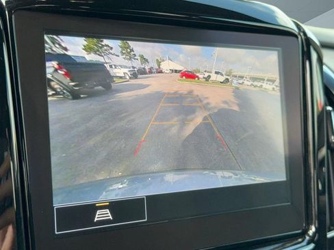 Certified 2023 Chevrolet Traverse LT AWD/4WD image 22