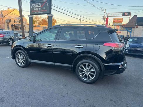 Used 2016 Toyota RAV4 Limited image 3