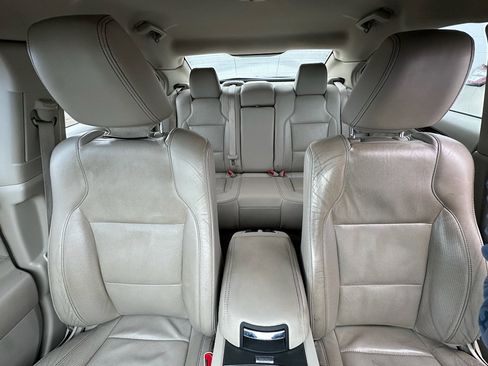 Used 2011 Ford Taurus Limited w/ 301A Rapid Spec Order Code FWD image 23