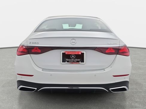 New 2026 Mercedes-Benz E 350 4MATIC Sedan image 6