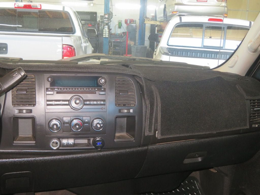 Used 2008 Chevrolet Silverado 3500 LT w/ EZ-Lift Tailgate Package RWD image 35
