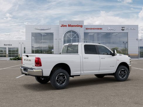 New 2026 RAM 2500 Laramie AWD/4WD image 4