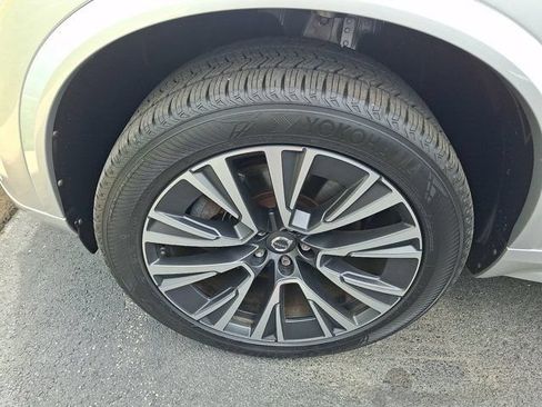 Used 2020 Volvo XC90 T5 Momentum AWD/4WD image 4