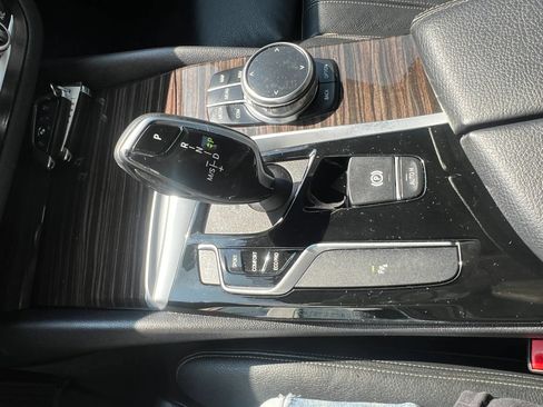 Used 2019 BMW 540i xDrive AWD/4WD image 24