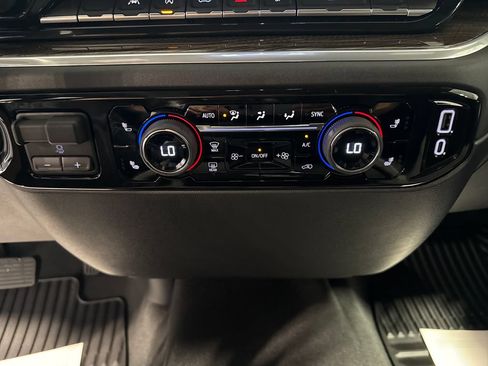 New 2026 Chevrolet Silverado 1500 LT AWD/4WD image 17