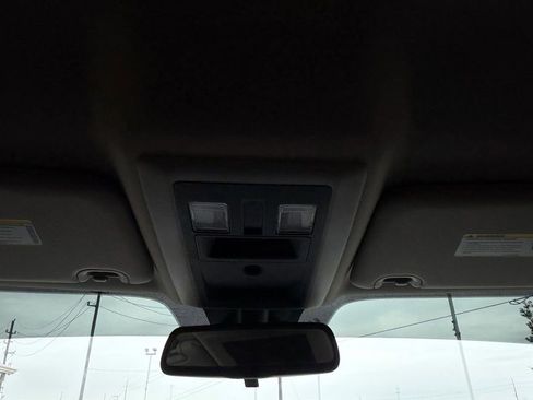 Used 2014 RAM 1500 Express RWD image 25