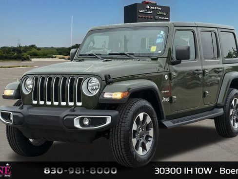 Used 2022 Jeep Wrangler Unlimited Sahara w/ Cold Weather Group AWD/4WD image 7