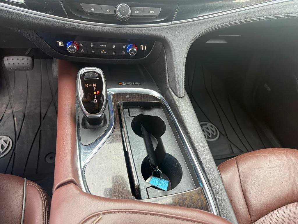 Used 2018 Buick Enclave Avenir w/ Avenir Technology Package FWD image 26
