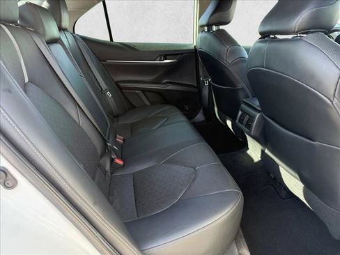 Used 2020 Toyota Camry XSE image 21