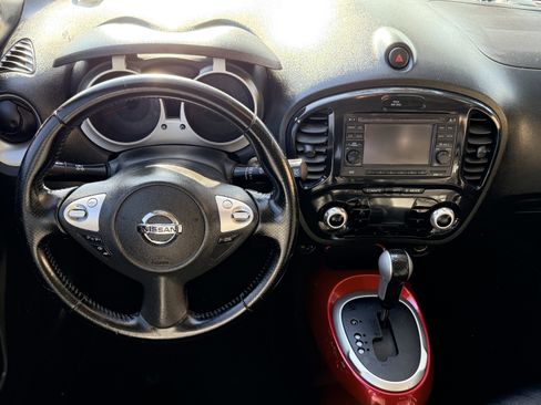 Used 2014 Nissan Juke SL image 24