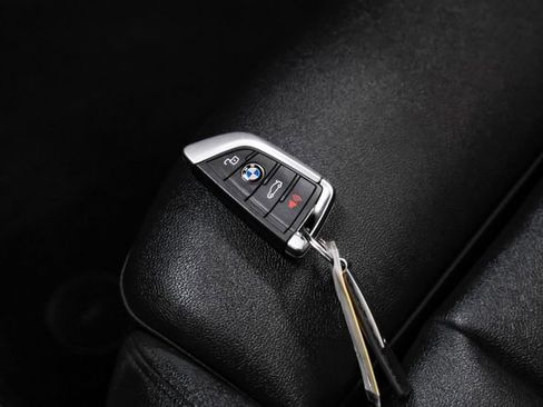 Used 2019 BMW 330i xDrive Sedan w/ Convenience Package image 53