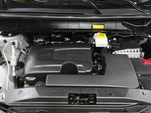 Used 2024 Nissan Pathfinder SL AWD/4WD image 32