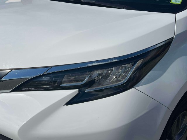 Used 2022 Toyota Sienna LE FWD image 7