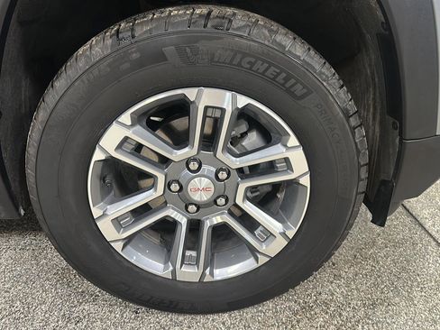 Used 2026 GMC Terrain Elevation AWD/4WD image 9