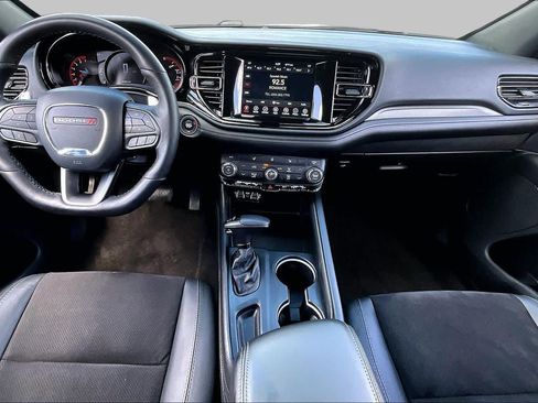 Used 2022 Dodge Durango GT RWD image 16