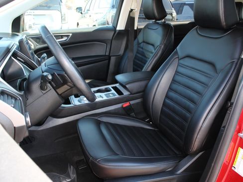 Used 2021 Ford Edge SEL w/ Convenience Package image 18