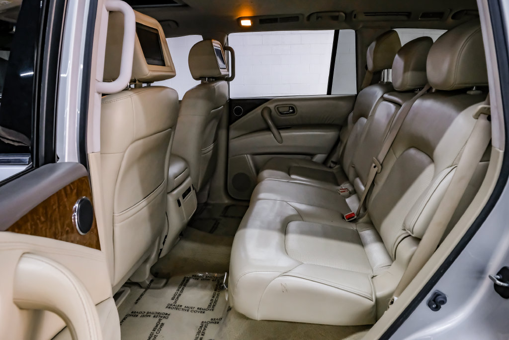 Used 2016 INFINITI QX80 2WD w/ Driver's Assistance Package image 51