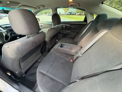 Used 2014 Nissan Altima 2.5 S FWD image 22