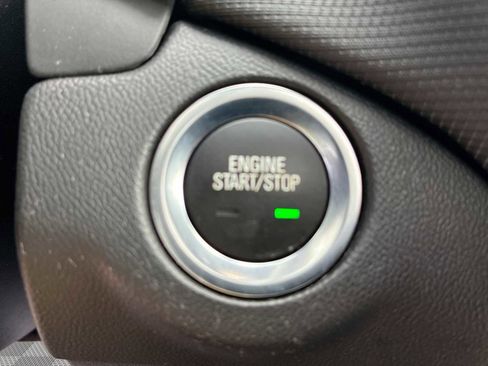 Certified 2023 Chevrolet Equinox RS image 16